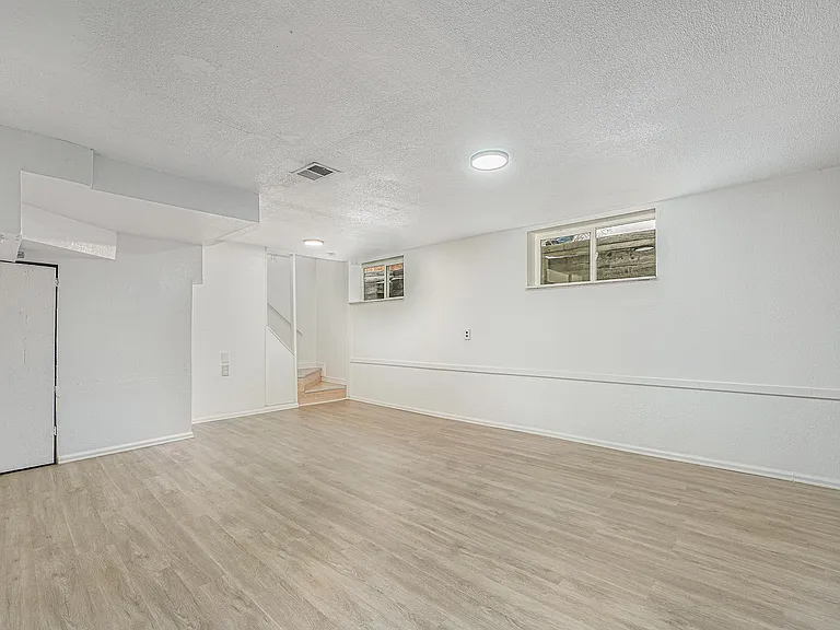 444 Lowell Blvd — Photo 13