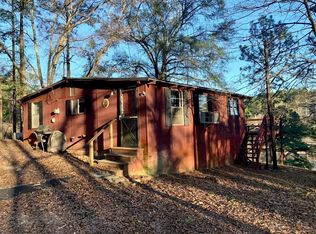 399 Helen Ln, Hamilton, GA 31811