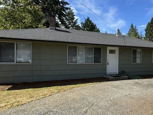 9222 Highland Avenue SW, Lakewood, WA 98498