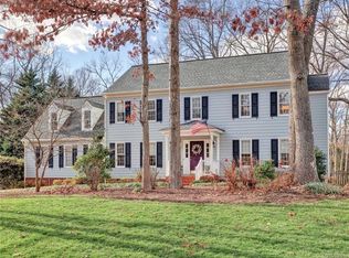 2210 Swanhurst Dr, Midlothian, VA 23113