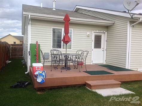 Exterior_patio_01