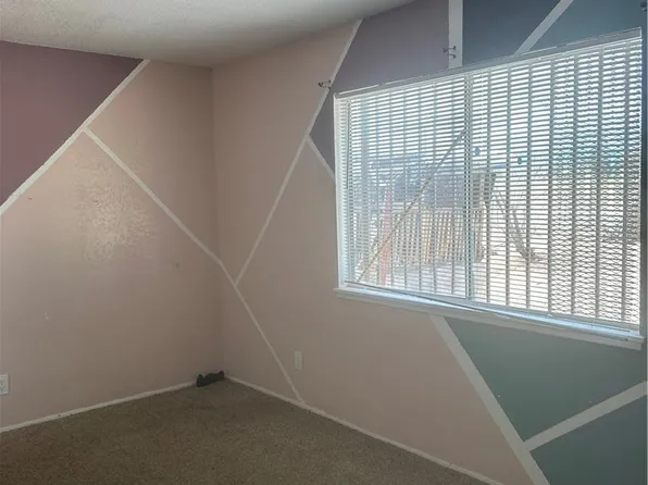17017 Olive St, Hesperia, CA 92345