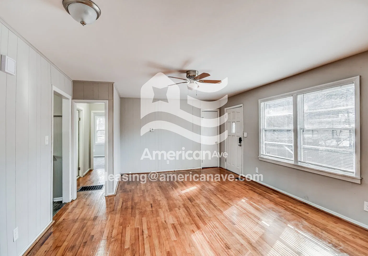 3 bed, 1.0 bath, 1316 sqft, $1,350 — Photo 2