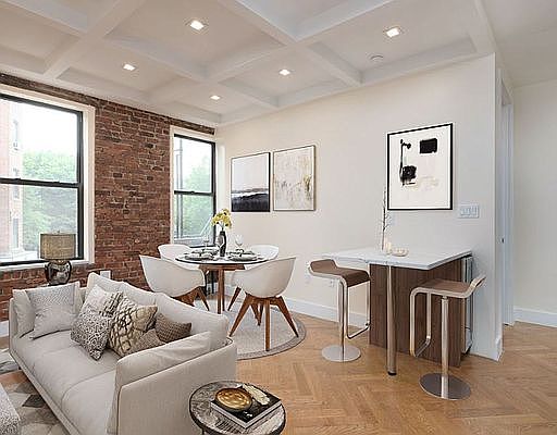3rd image of 921 Washington Ave #705
