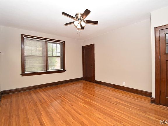 4th image of 3438 Shenandoah Ave
