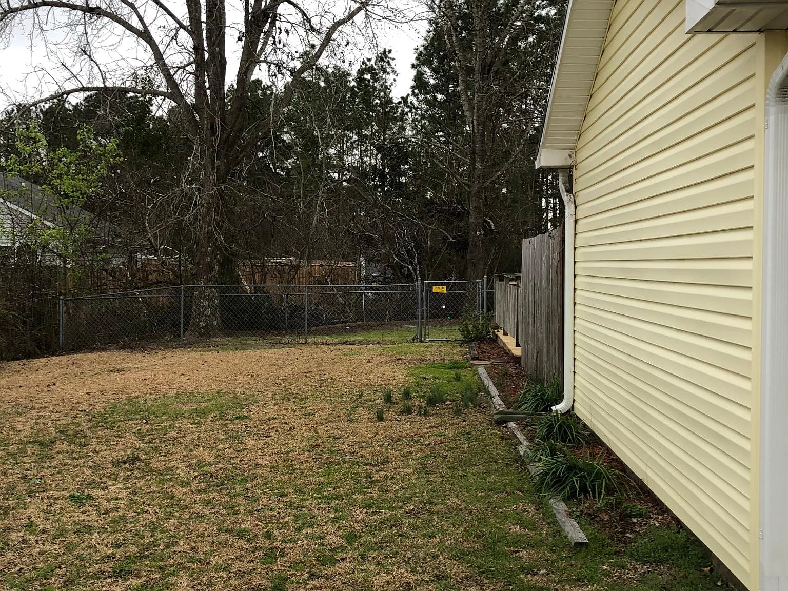 3 bed, 1372 sqft, $1,875 — Photo 4