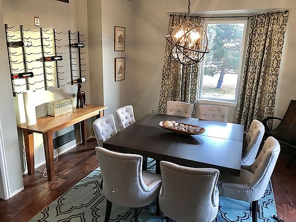 Formal dining room