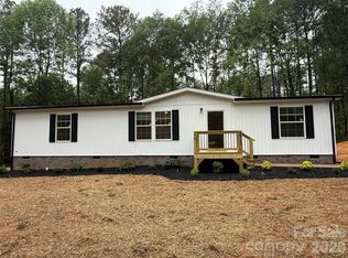 3912 Scott Rd, Morganton, NC 28655