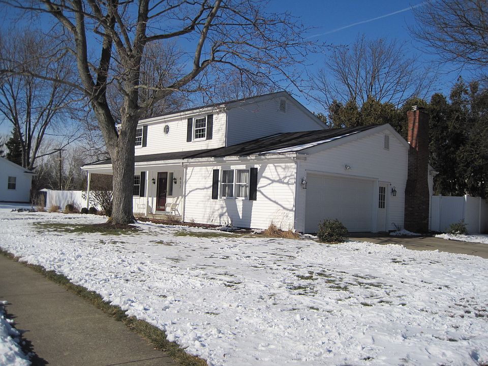 1st image of 637 Bexford Dr