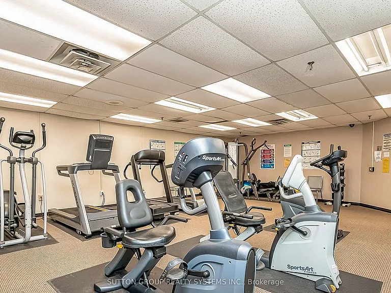20 Cherrytree Dr #802 — Photo 31