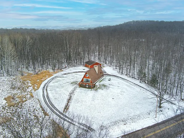 N11010 Junet Rd, Ironwood, MI 49938