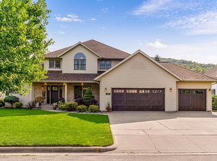 510 Birdie Ct, Onalaska, WI 54650