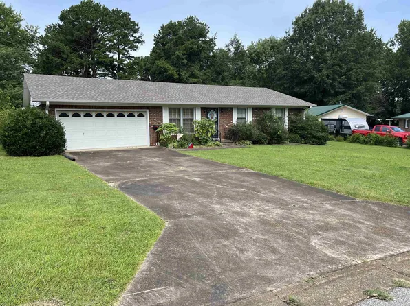 1235 N 28th Ave, Humboldt, TN 38343