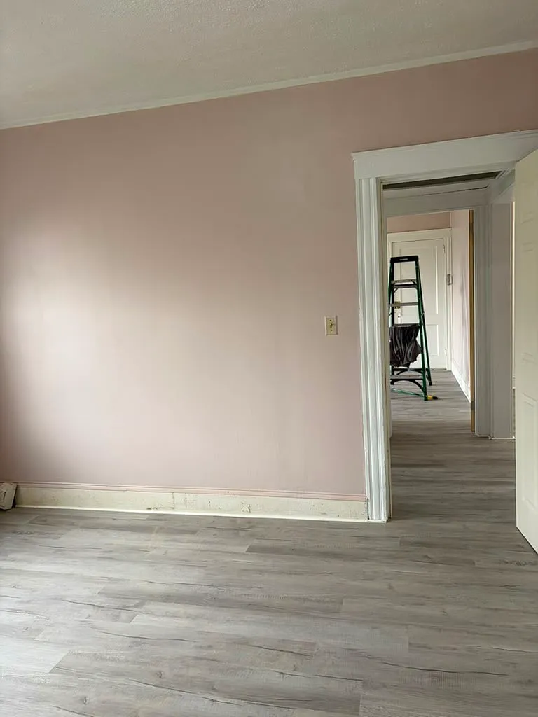 3 bed, 1170 sqft, $2,000 — Photo 1