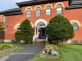 60 North St APT 14, Dalton, MA 01226