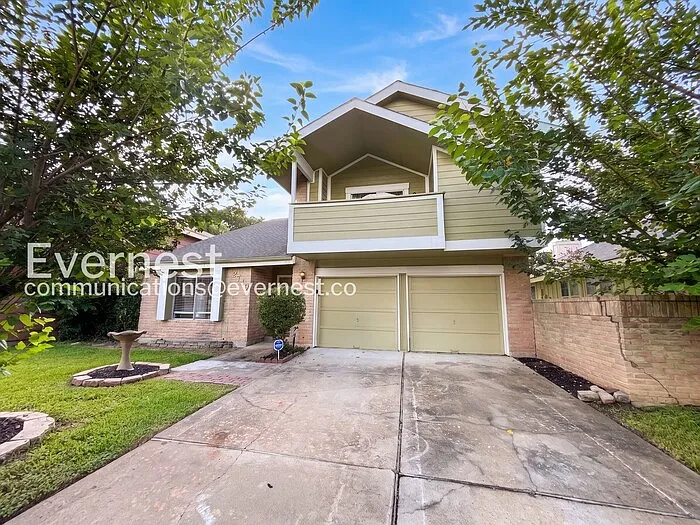 2719 Meadowgrass Ln — Photo 2