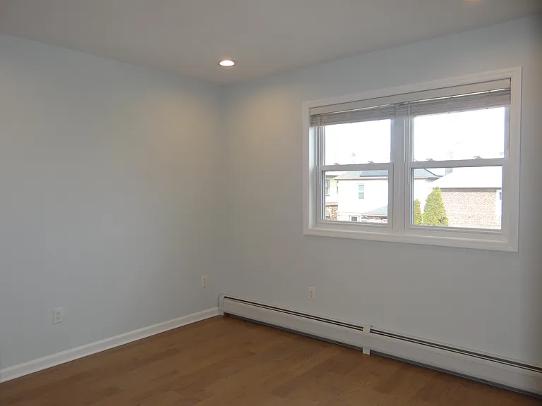 38 Woodcliff Ave — Photo 16
