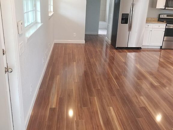 5th image of 430 Dalton Blvd