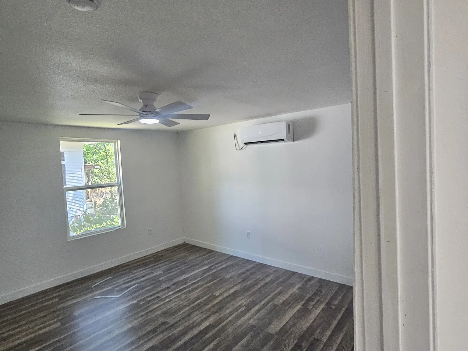 3 bed, 1400 sqft, $1,250 — Photo 4