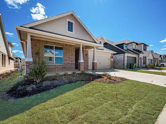 2nd image of 1416 Longspur Dr