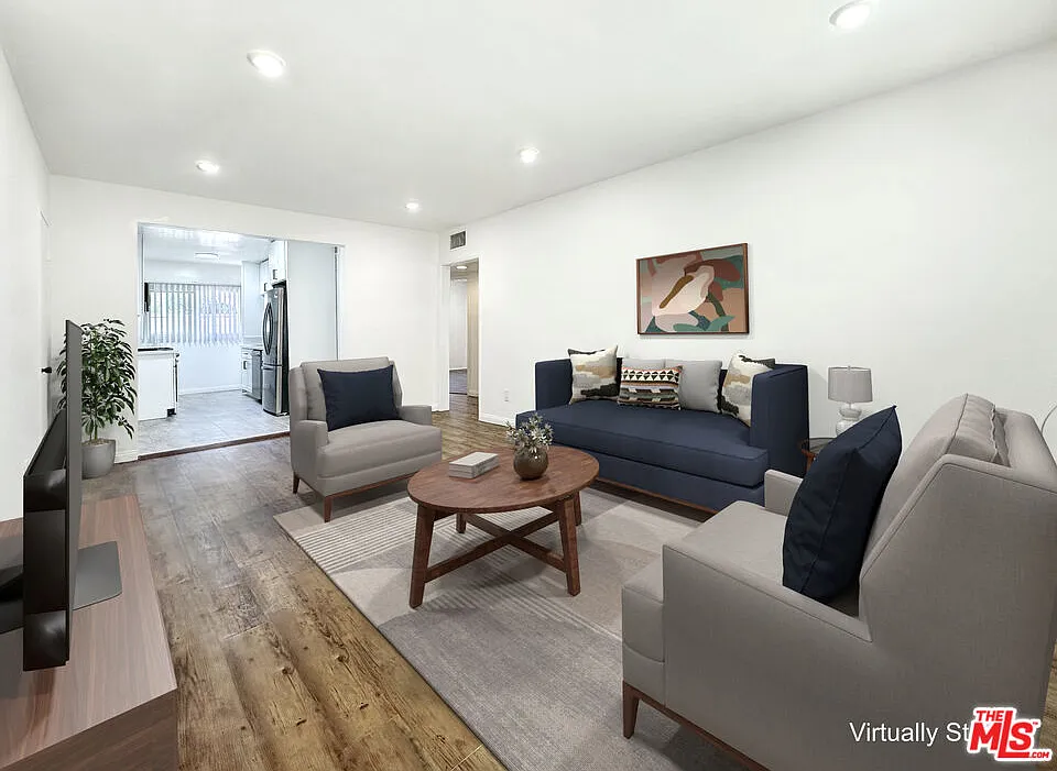 804 E Kelso St #2