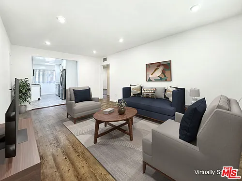 804 E Kelso St #2 Photo 1