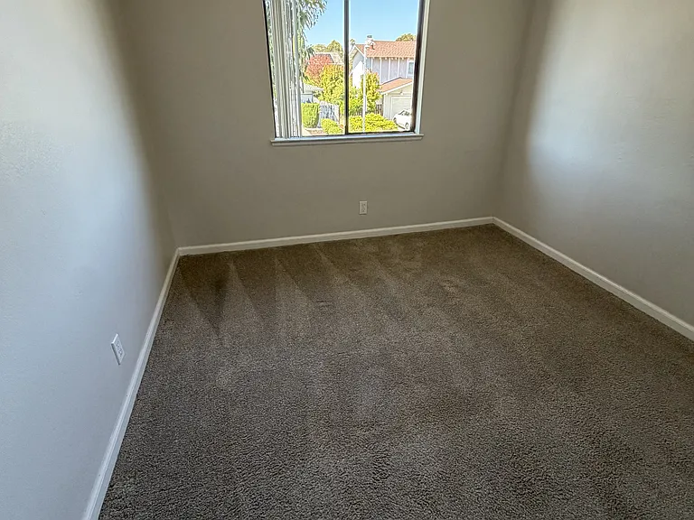 The Franciscan Apartments — Photo 36