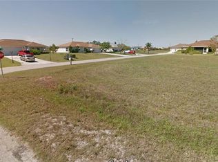 1302 NE 10th Ave, Cape Coral, FL 33909