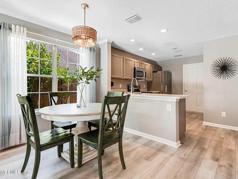 12381 Apple Leaf Dr — Photo 13