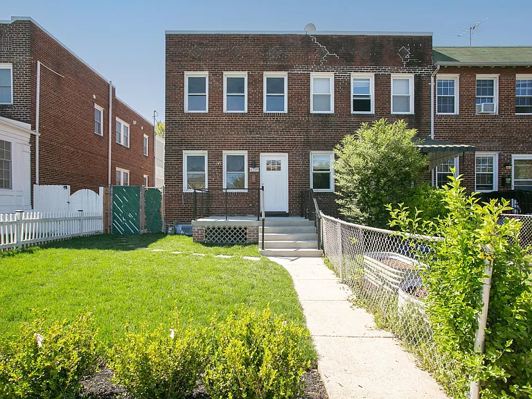1214 Oronoco St — Photo 20