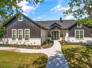 1005 Trinity Oaks Rd, Weatherford, TX 76087