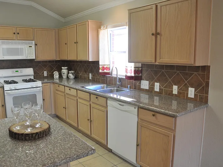 20110 Larkspur Lndg — Photo 7