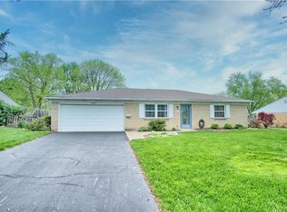 2137 Southlea Dr, Dayton, OH 45459