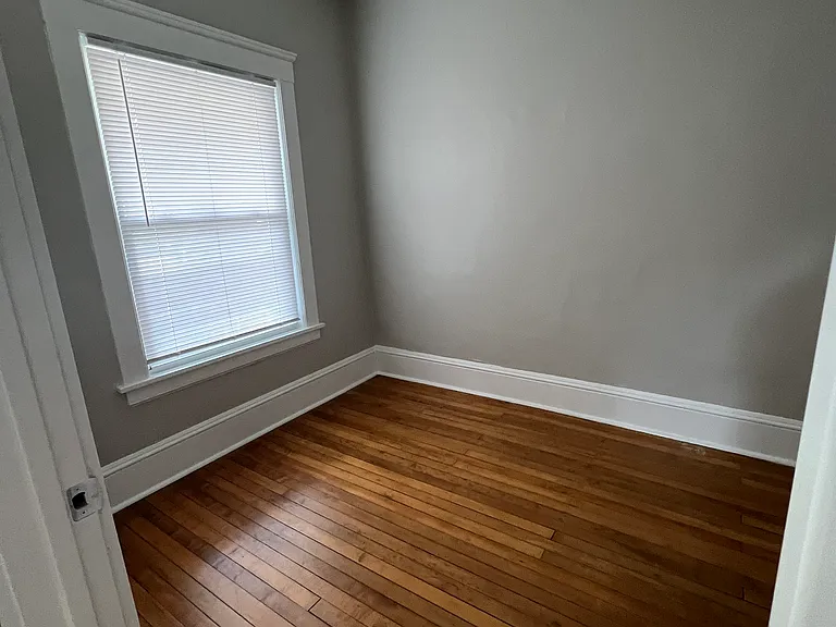 1008 Kenilworth Ave #1 — Photo 6