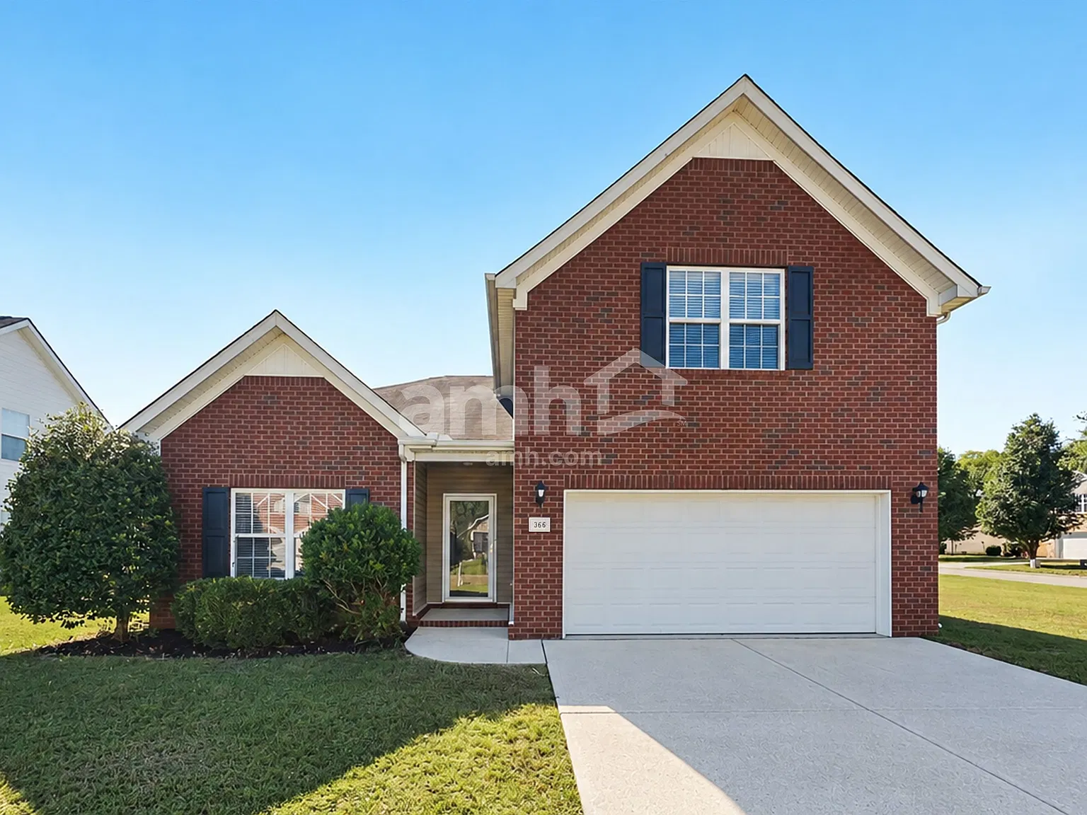3 bed, 2.0 bath, 1957 sqft, $2,425 — Photo 1