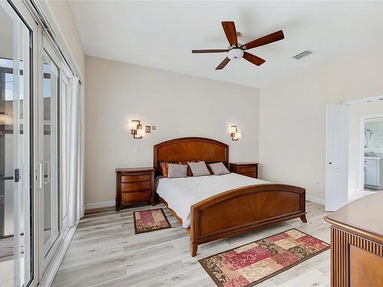 431 Vizcay Way — Photo 18