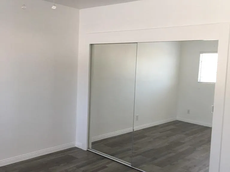 27 E Howard St #4 — Photo 7