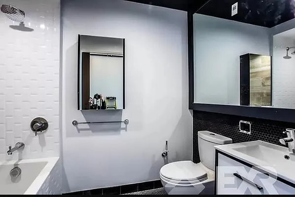 Rented by EXR | media 5