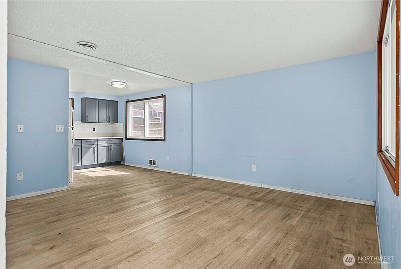 4th image of 6919 Carleton Avenue S