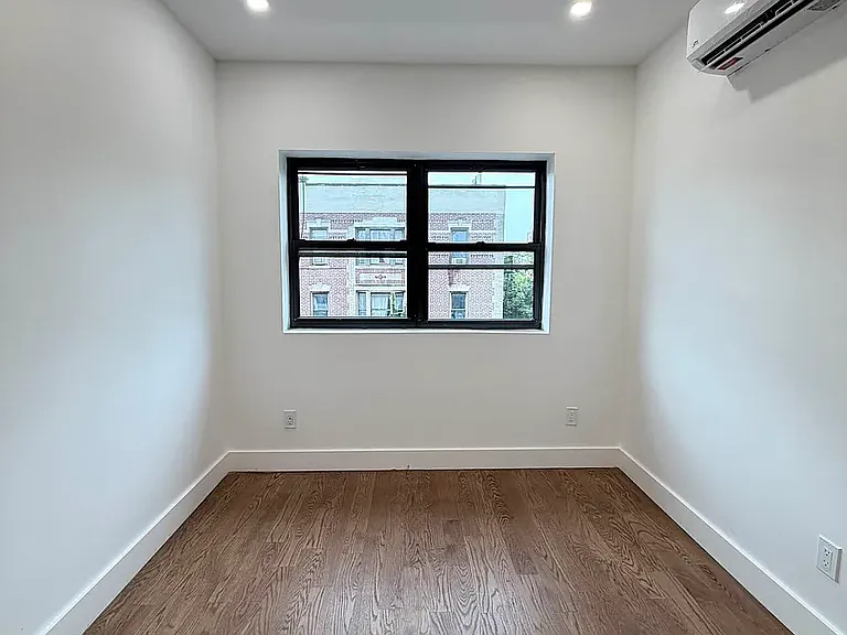 89 Veronica Pl #3D — Photo 4