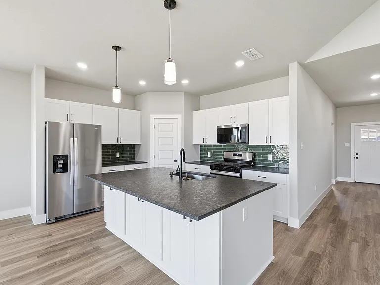 4118 Ranger Rd — Photo 2