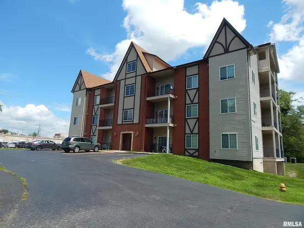 3415 Eastern Ave APT 203, Davenport, IA 52807