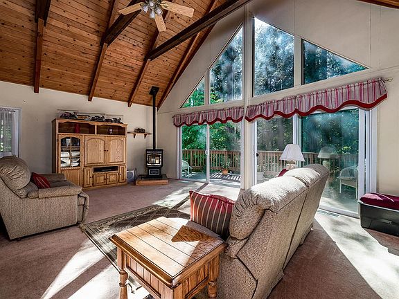 Cedar lined vaulted ceilings.