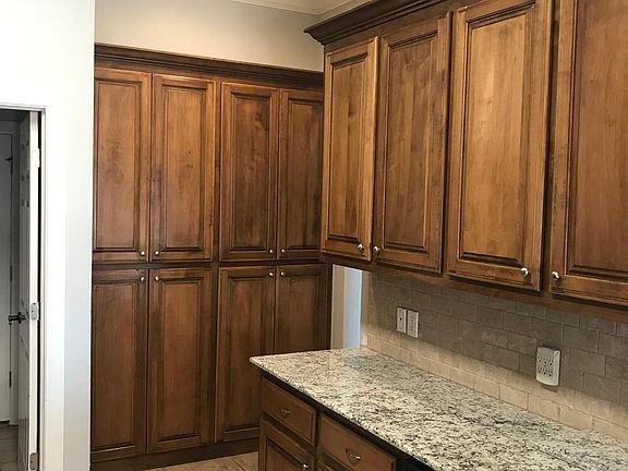 5th image of 509 Kelsi Dr