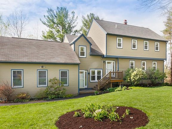 2nd image of 4 Wilkinson Dr