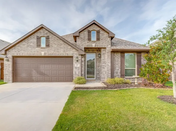 609 Fox View Dr, Fort Worth, TX 76131