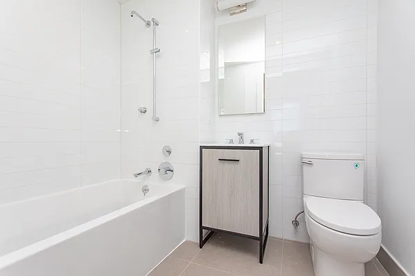 Rented by RENTBK LLC | media 4