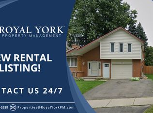 68 Briargate Dr #2, Kitchener, ON N2E2J8