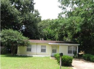 5530 Lynwood Rd, Pensacola, FL 32506