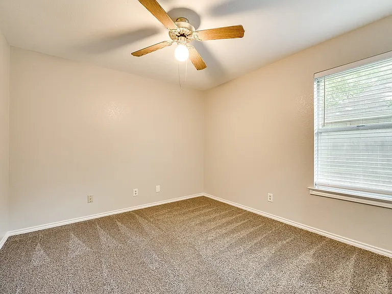6108 Paradise Dr — Photo 33